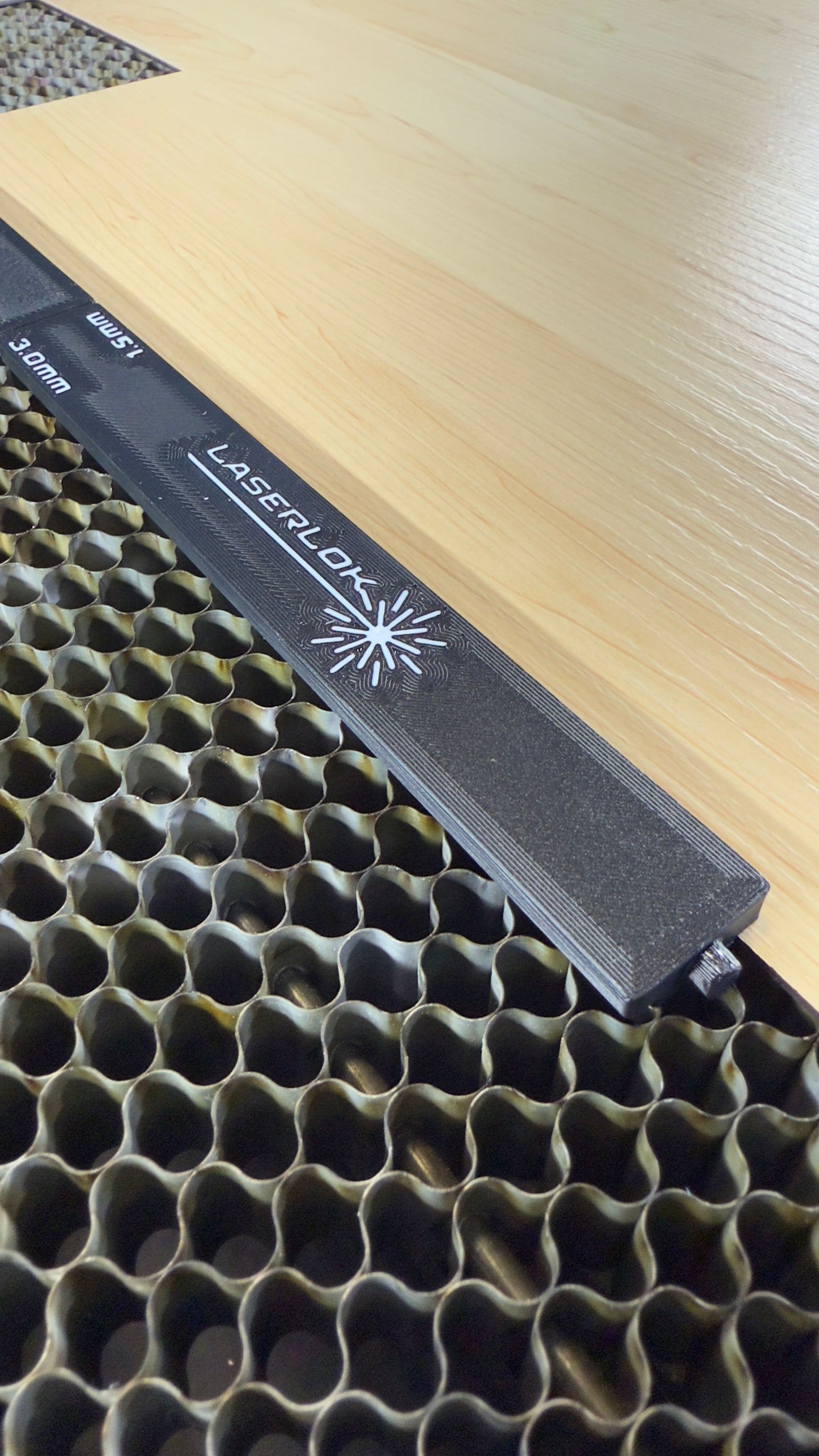 LaserLok™ Magnetic Hold Bars (6” SmartAlign Edition)